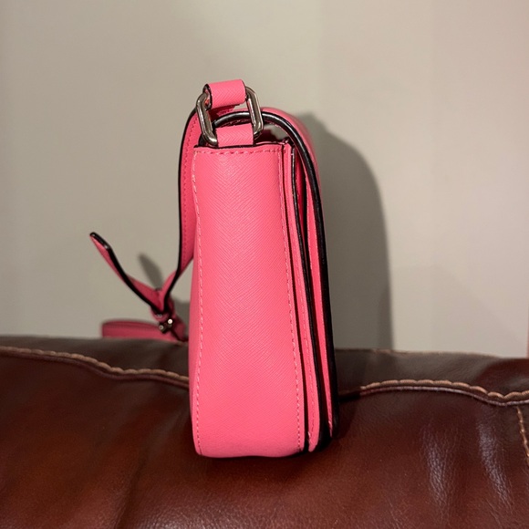 ‼️Kate Spade Pink Leather Crossbody Bag - Picture 5 of 13